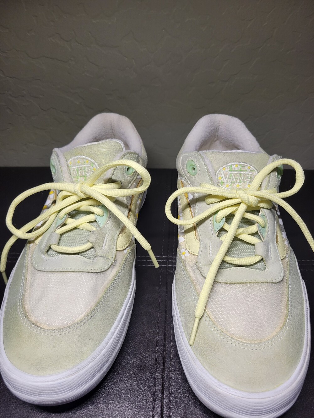 Vans Wayvee Brighton Zeuner Skateboard Shoes Womens Size 11.5 Mens Size 10